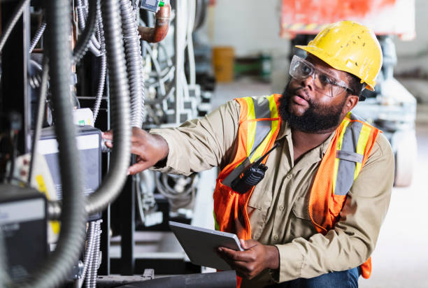 Best Affordable Emergency Electrician  in Farmville, VA